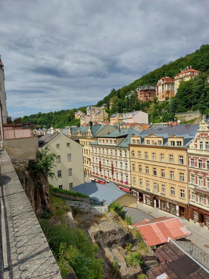 Hotel Asila Karlovy Vary Esterno foto