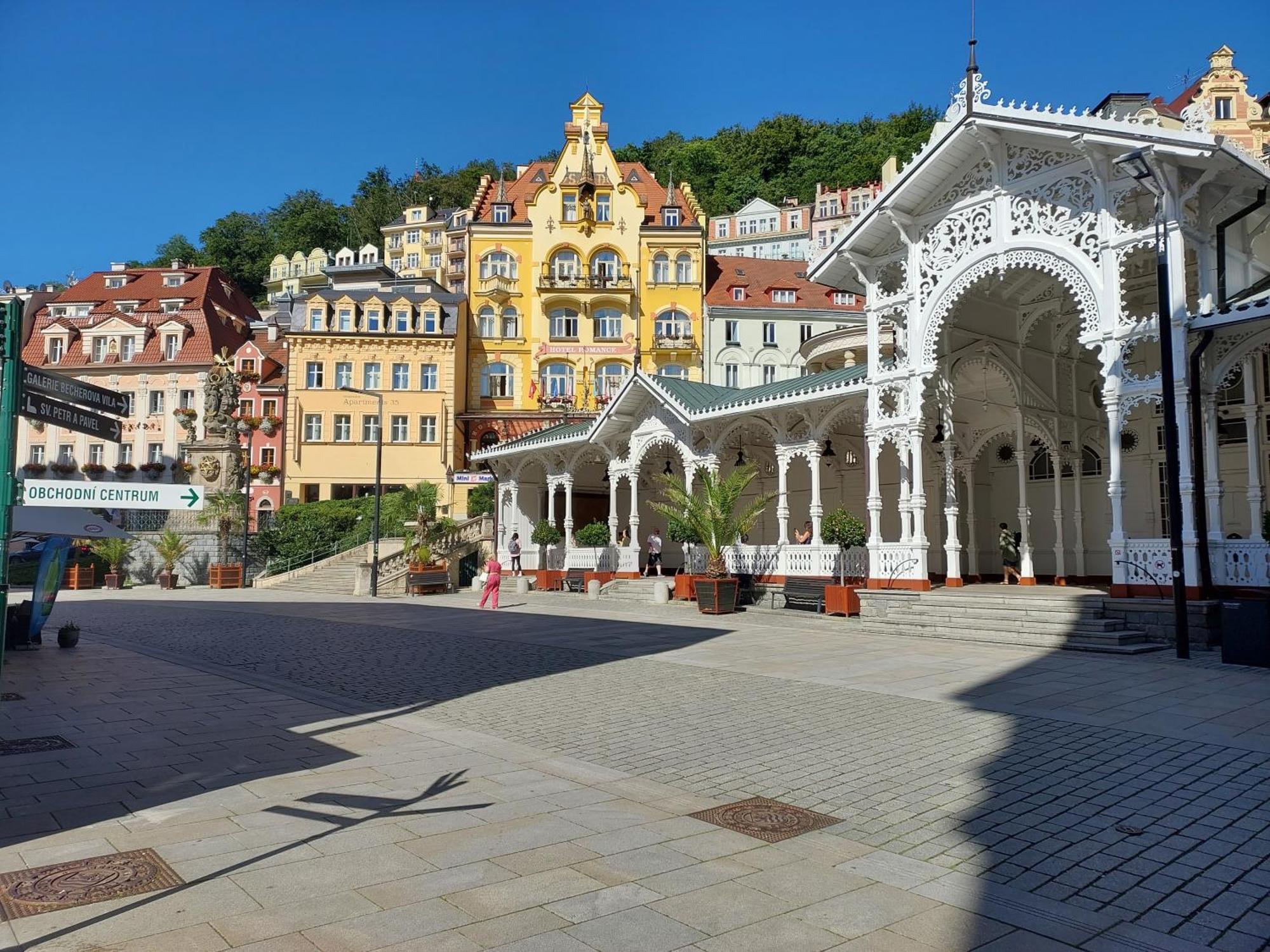 Hotel Asila Karlovy Vary Esterno foto